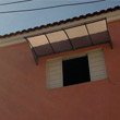 Toldo fixo em lona impermeável
